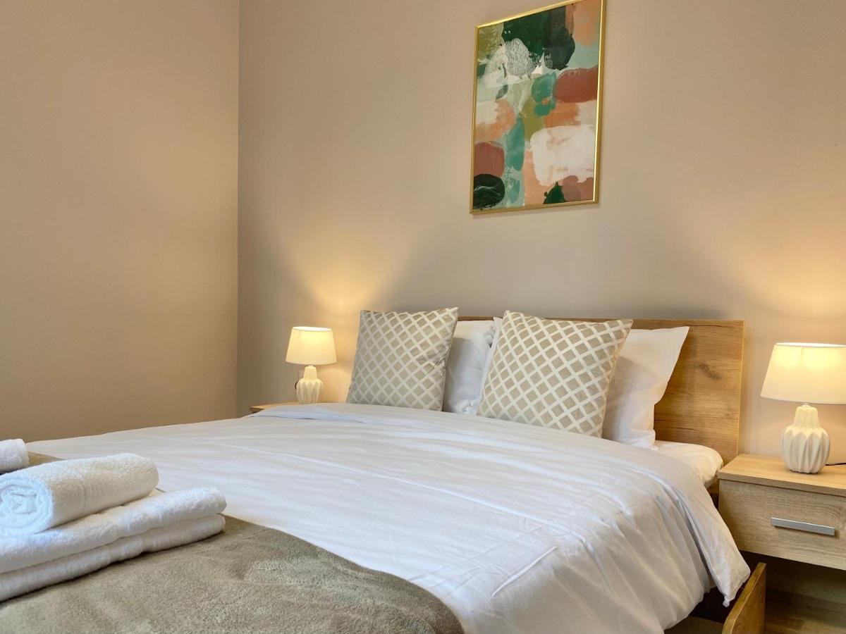 Top Centre Sofia Apartment For 6 Guests ภายนอก รูปภาพ