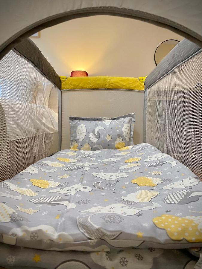 Top Centre Sofia Apartment For 6 Guests ภายนอก รูปภาพ