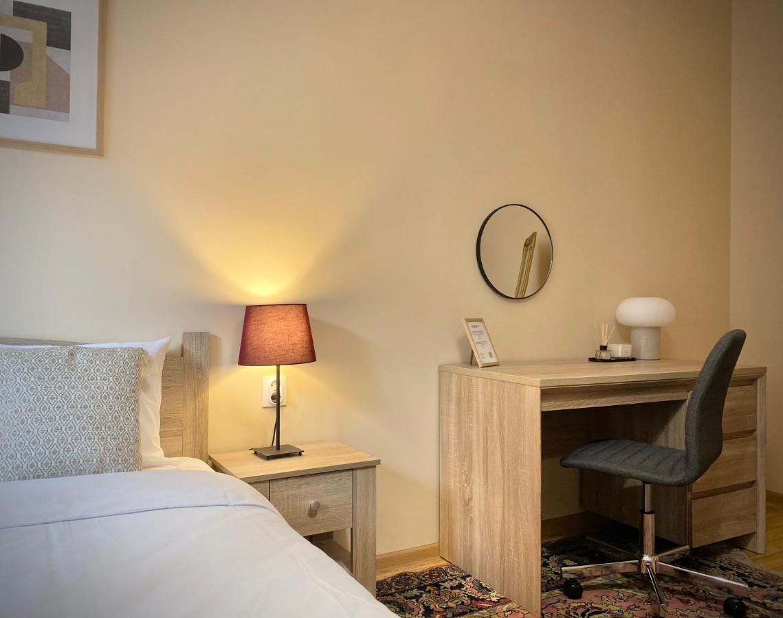 Top Centre Sofia Apartment For 6 Guests ภายนอก รูปภาพ