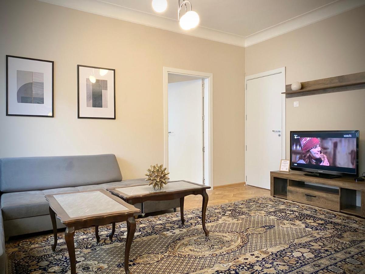 Top Centre Sofia Apartment For 6 Guests ภายนอก รูปภาพ