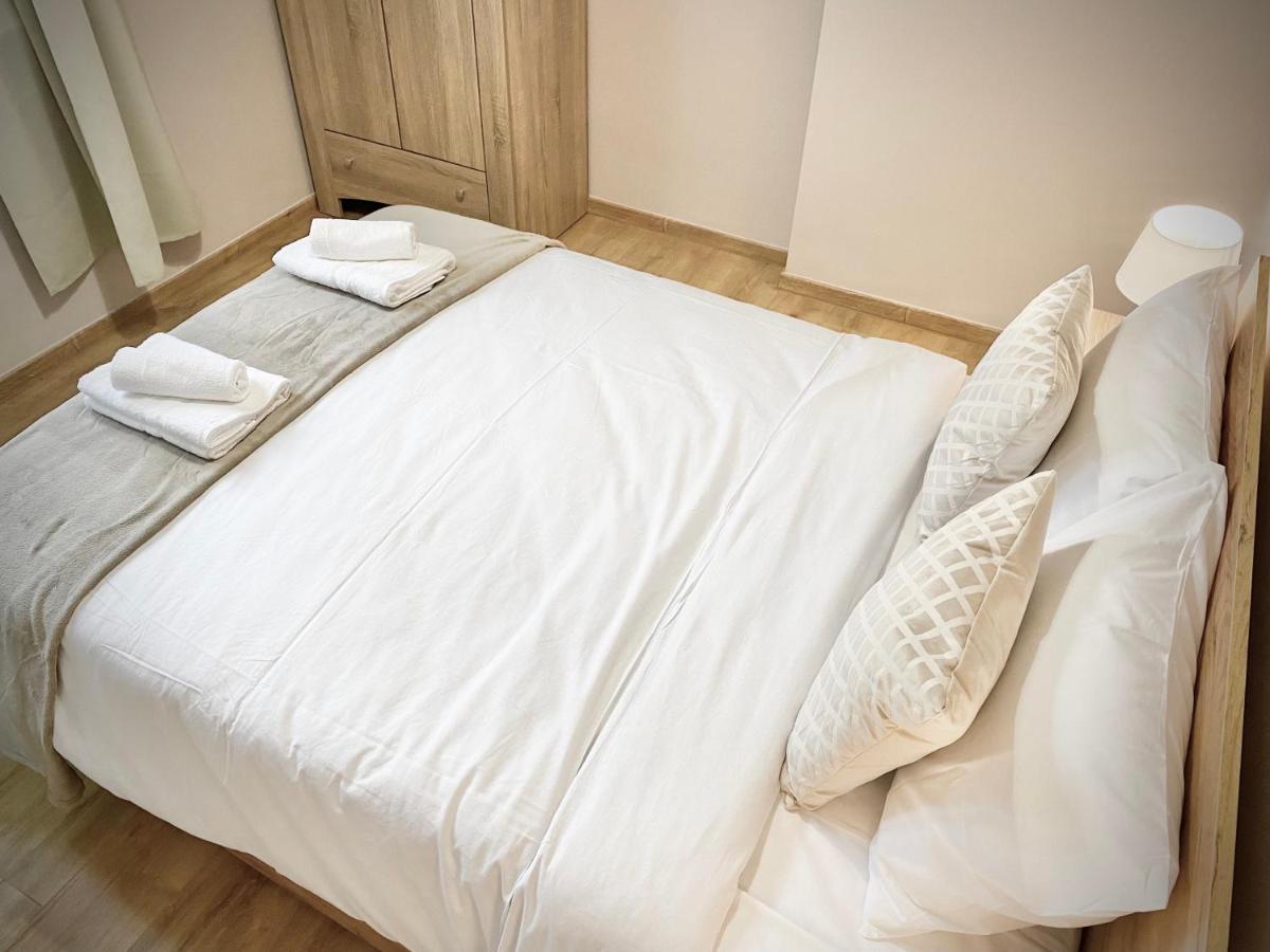 Top Centre Sofia Apartment For 6 Guests ภายนอก รูปภาพ