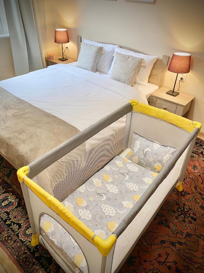 Top Centre Sofia Apartment For 6 Guests ภายนอก รูปภาพ